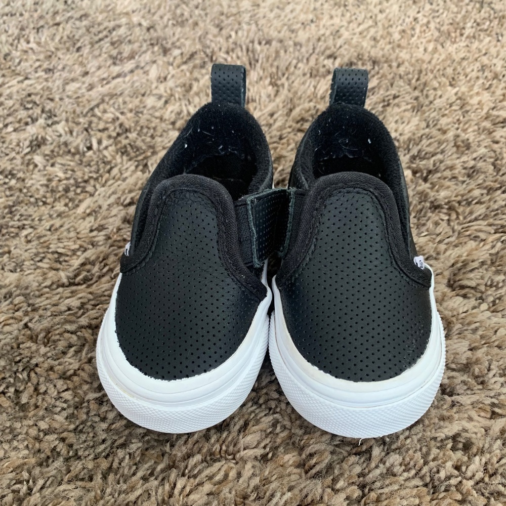 Vans Toddler Slip-On Shoes in Black and White
